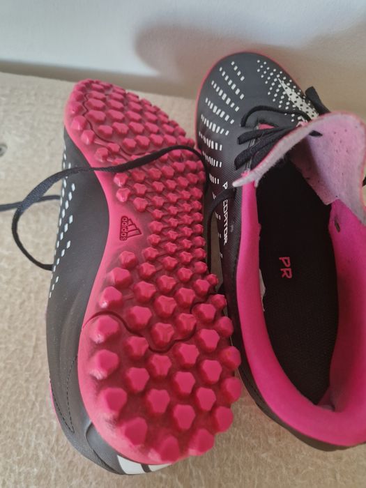 Adidas predator żwirowki do piłki nożnej 37