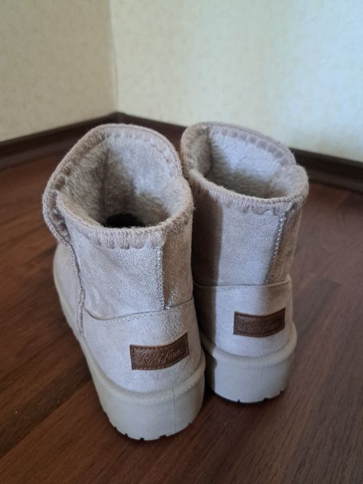 Міні   Уггі. UGG