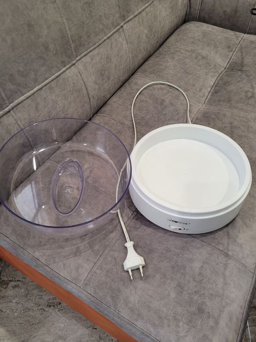 Йогуртниця Clatronic JM 3344 ,чудовий стан,б/к недовго