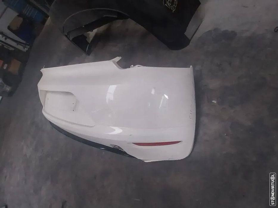 Para-choques tras volkswagen sirocco ano 2011
