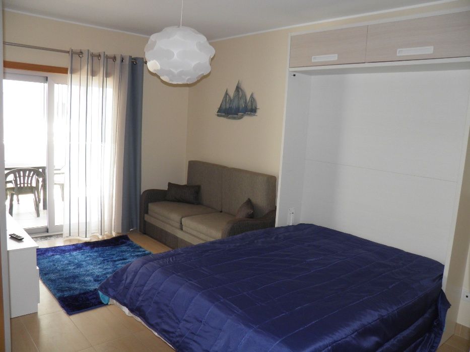 Apartamento T0 para férias com Piscina em São Martinho do Porto