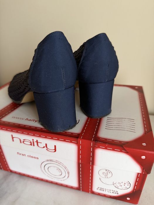 Sapatos salto alto