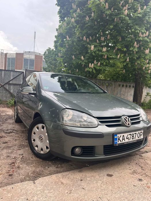 Продам Volkswagen Golf 5 • 2004 рік • 1.6 FSI