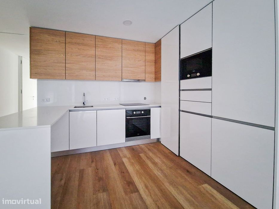 Apartamento T1 no Centro de Aveiro — Glória E Vera Cruz, Aveiro