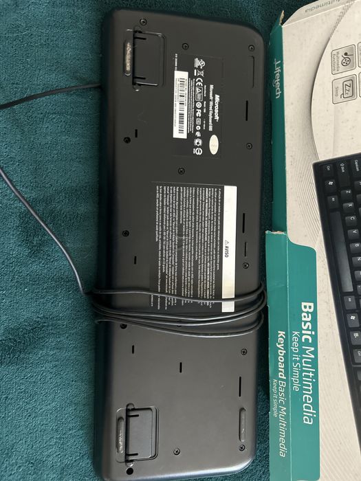 Teclado Lifetech em bom estado.