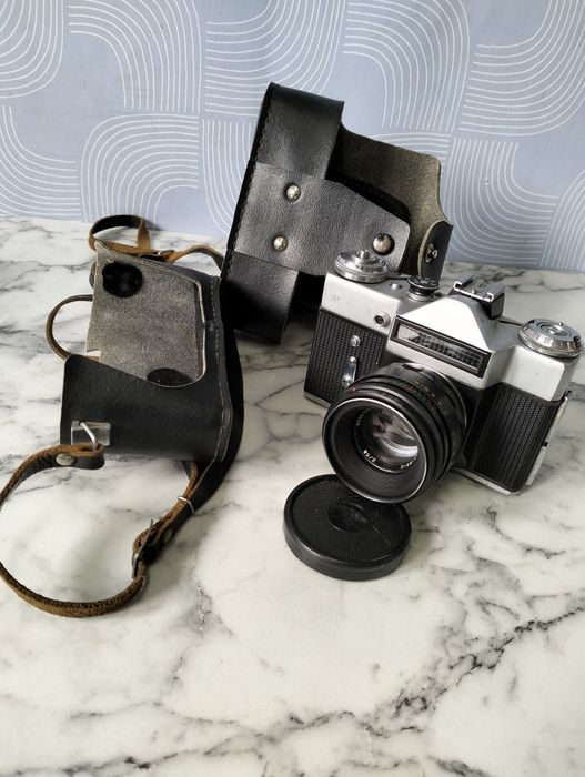 Stary aparat fotograficzny Zenit E z obiektywem unikat