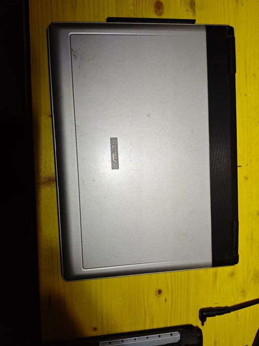 Portátil ASUS x53s para pecas