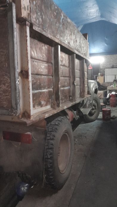 Продаж зіла 130 коротиш повністю поварений і помилуваний...