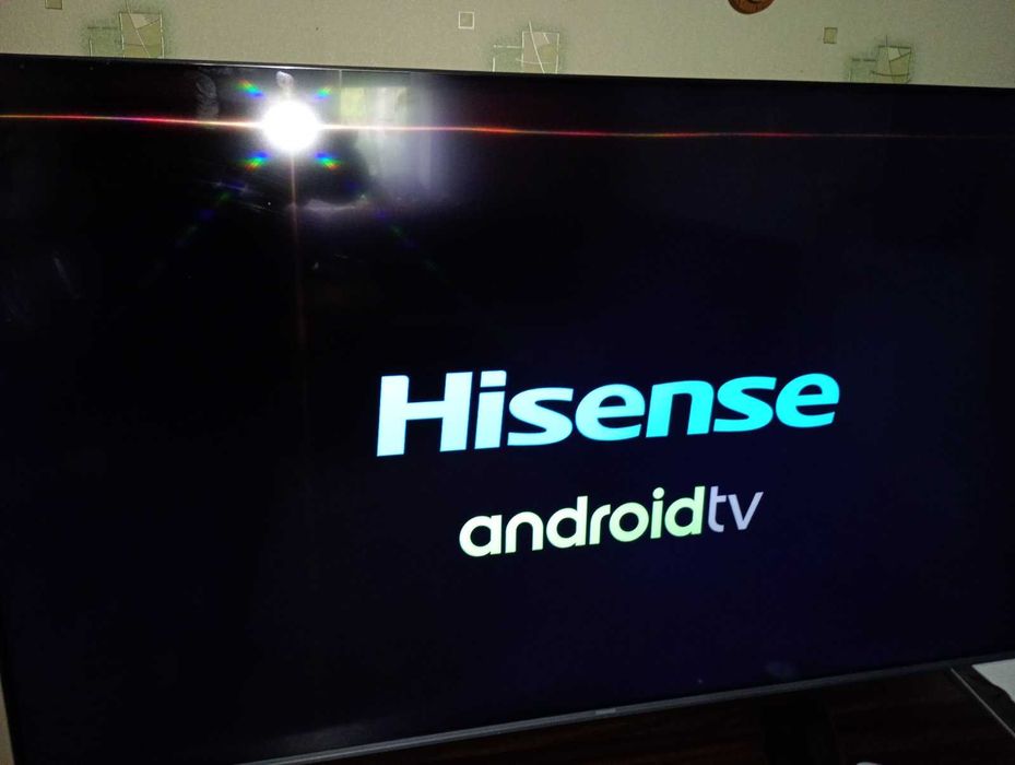 Продам телевізор   Hisense  андроїд 65 дюймів