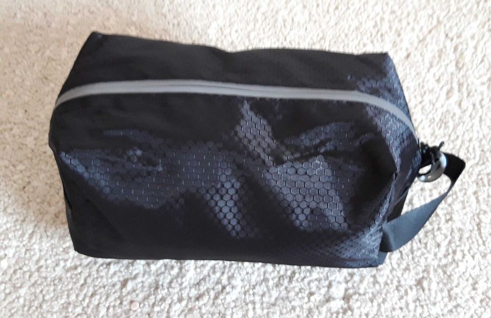 Bolsa, Malas, Nécessaire de viagem - Artigo NOVO.