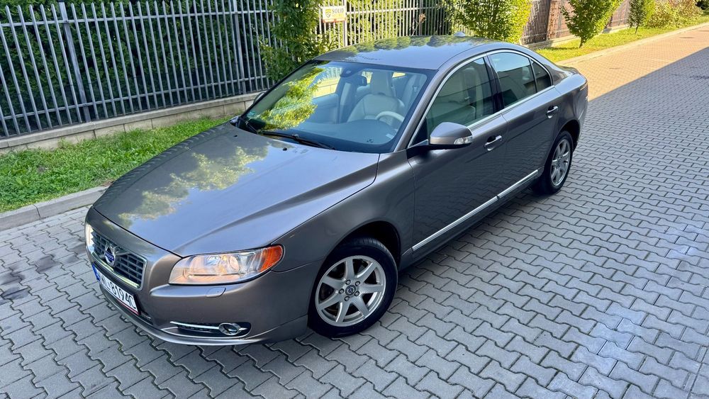 Volvo S80