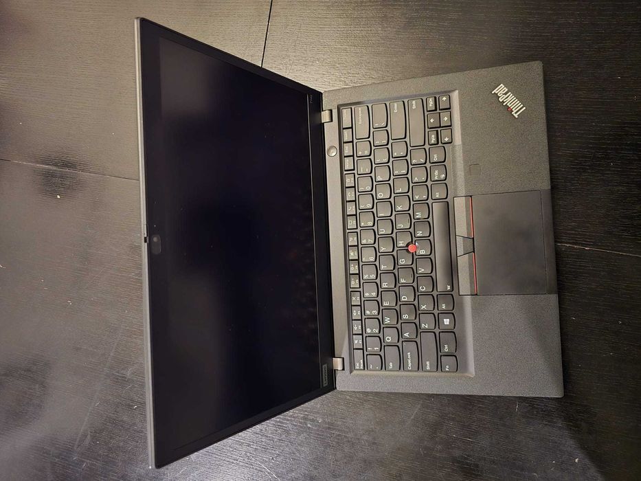 Lenovo ThinkPad T14s G1 – Portátil Premium, Excelente Estado