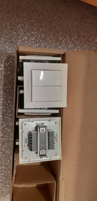 Przełącznik żaluzjowy roletowy YOODA