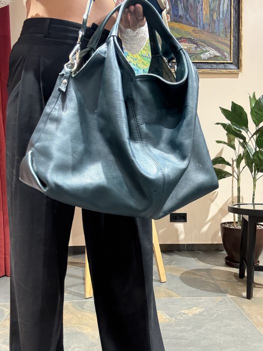 Продаю Шикарну Шкіряну Сумку Furla (Оригінал) - Стиль та Якість!