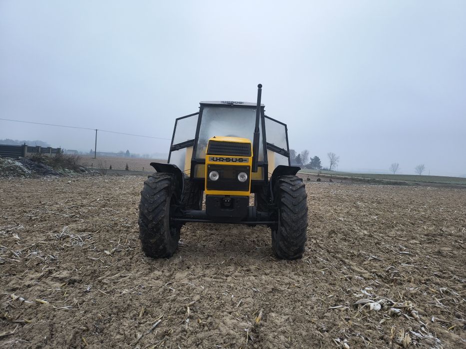 Ursus 1224 6- cylindrowy 4-biegi  z przednim napędem NIE Zetor case zt