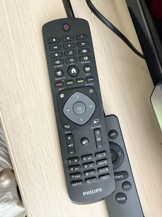Телевізор Philips 32PHS6000/12