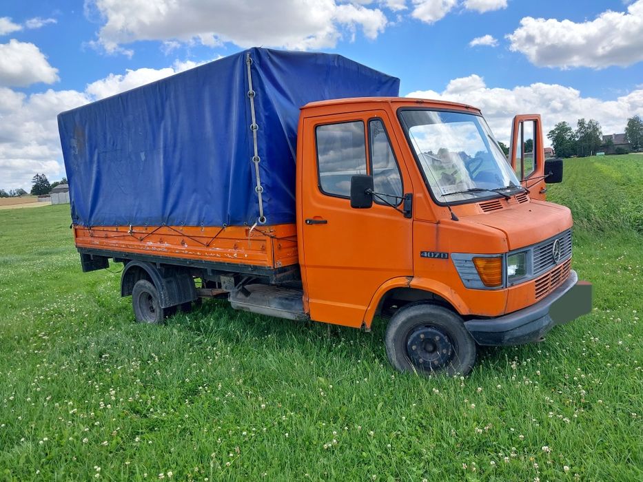 Mercedes kaczka 2.4d na części