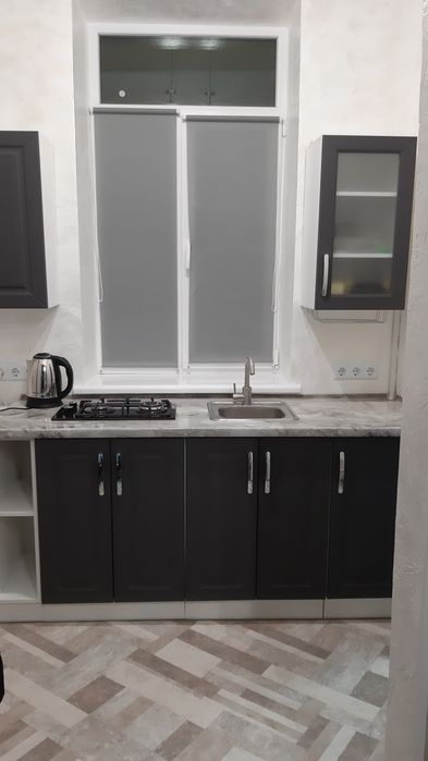 Здам 1км квартиру в центрі подобово. Включене опалення.