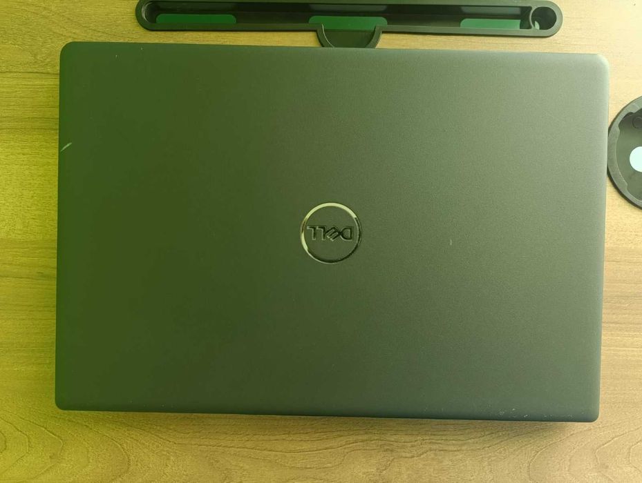 Ноутбук Dell Latitude 3510_i7-1051OU_На запчастини_Хороха пропозиція!