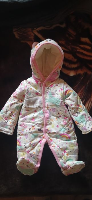 Комбінезон і костюмчики.