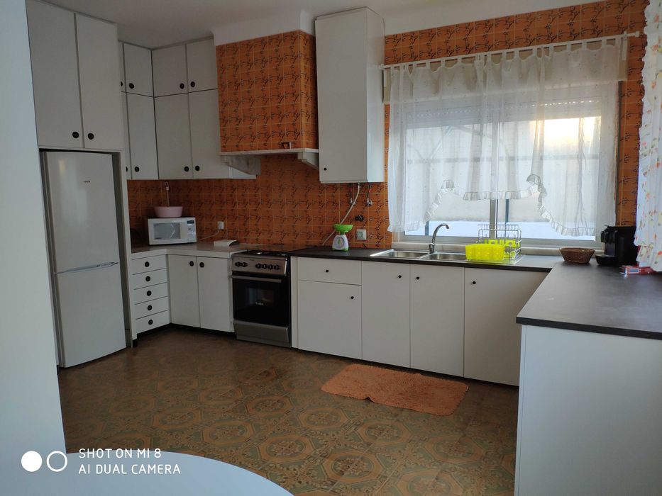Aluga-se quartos exclusivamente Professores -Porto Alto/Samora Correia
