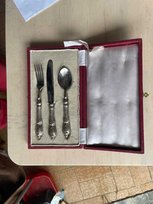 3 Talheres em Prata muito antigos