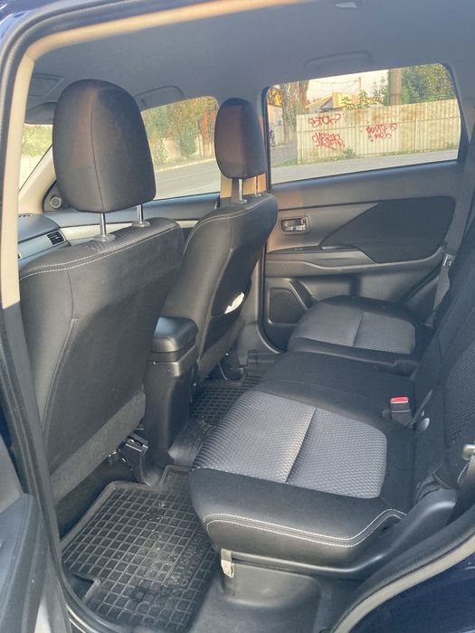 Mitsubishi Autlender
