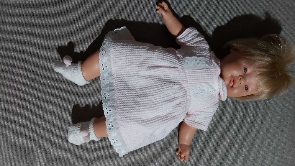 Lalka hiszpańska ze smoczkiem wysokość 40 cm