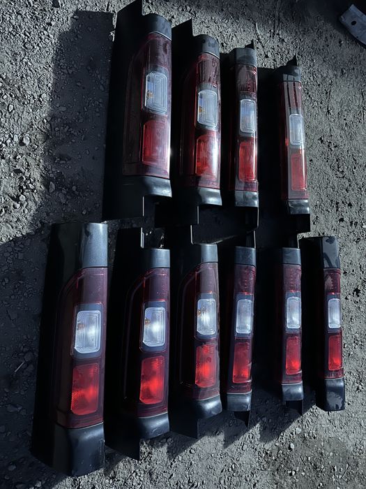 Задні фонарі трафік 3 віваро 3