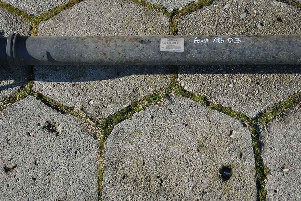 Wał napędowy Audi A8 d3 4.0tdi