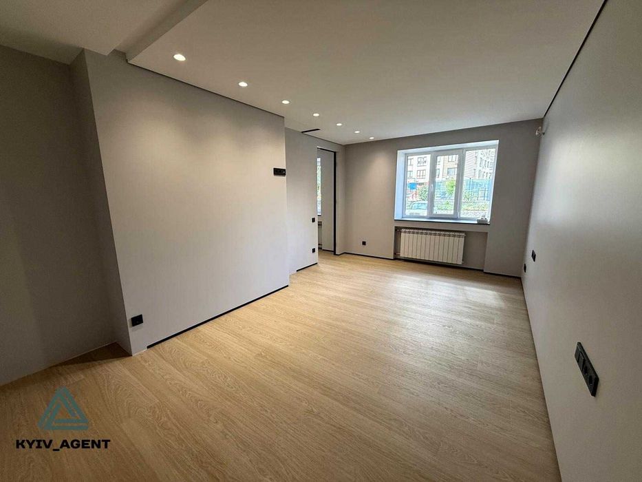 WOW!!! Велика 3-кімнатна (2 окремі спальні) на вул. Горлівська, 220