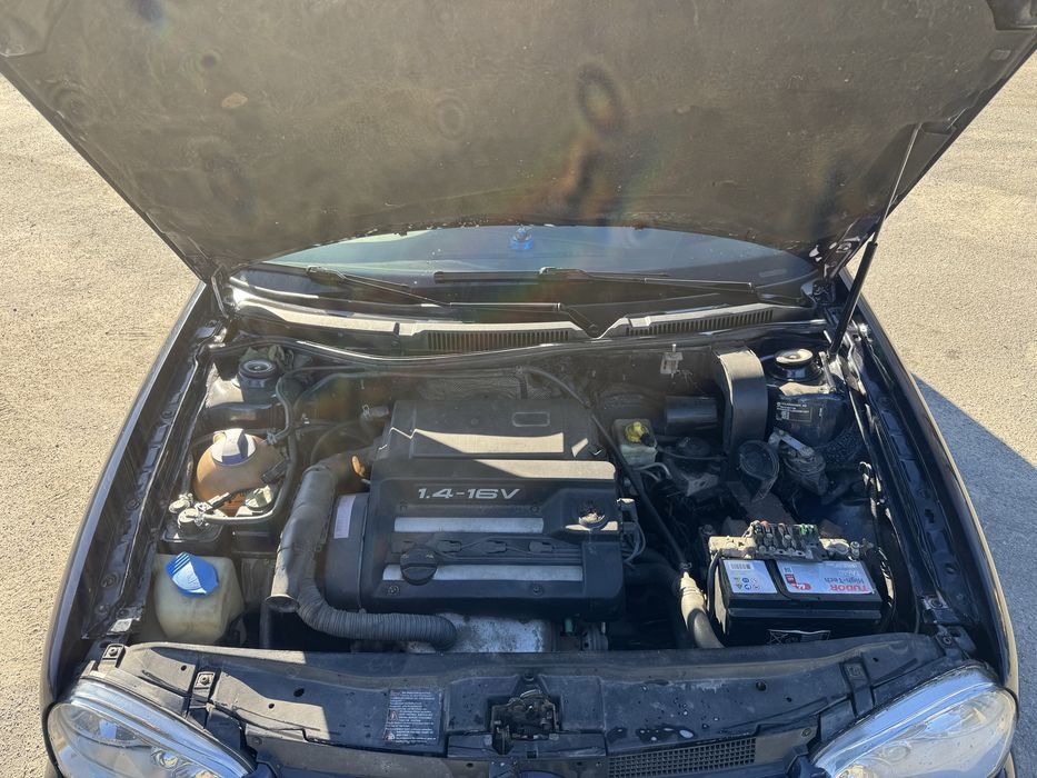 Продам VW GOLF 4 1.4 Бензин.