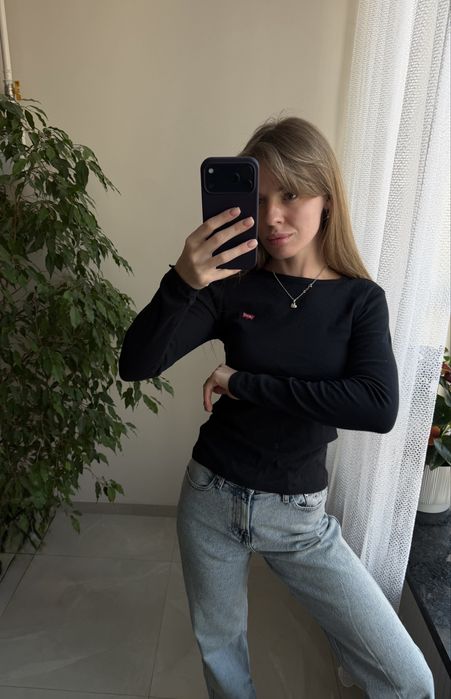 Лонгслів лонг levis M,L