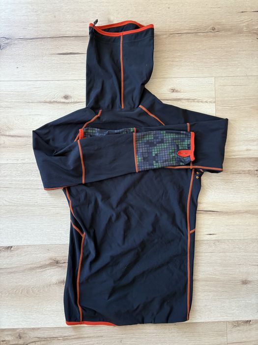 Bluza techniczna narciarsko snowboardowa