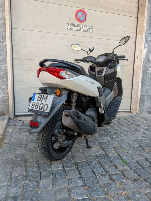 Yamaha N-Max 125cc