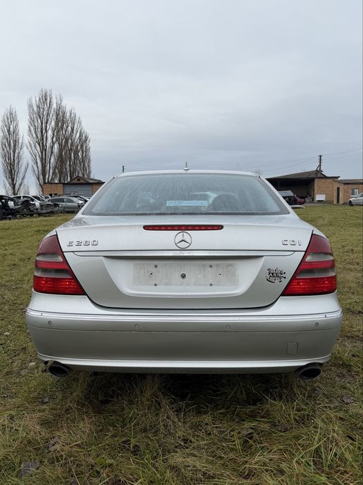 Розборка w211 Mercedes E-class фари кридо капот запчасти