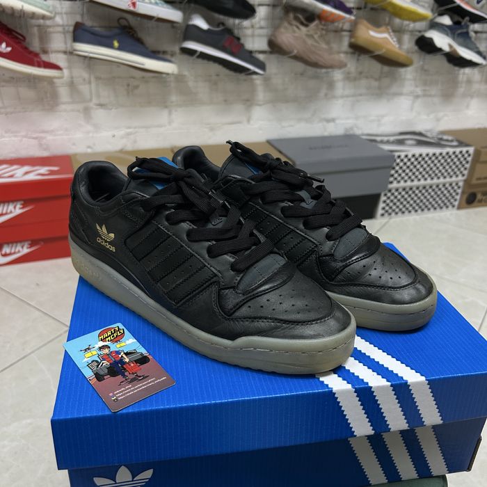 Чоловічі шкіряні кросівки Adidas Forum оригінал 43 р сірі бу класичні