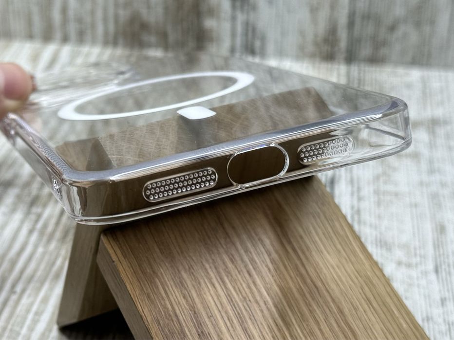 Чехол пластик Fibra Clear MagSafe на iPhone 15 Pro Max/ 15 Pro Не желтеет. Чохол