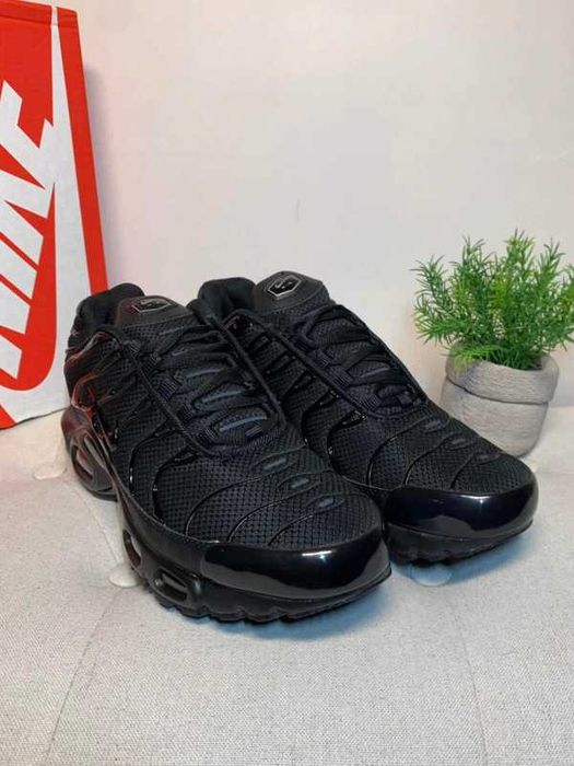 Nike Air Max Plus TN Black R.44