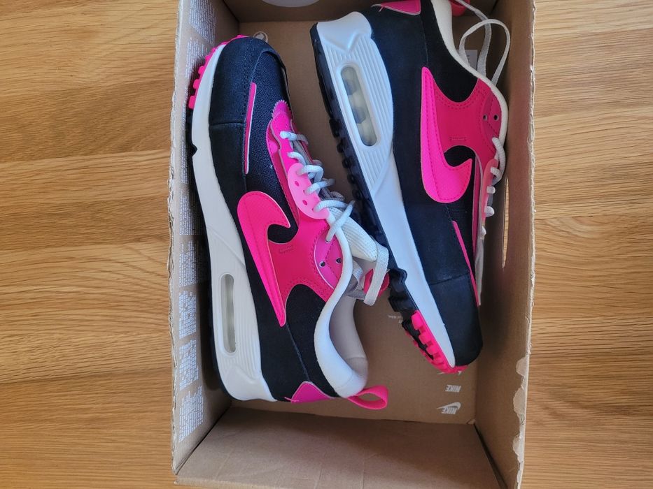 Buty damskie Nike Air Max 90 Futura 38