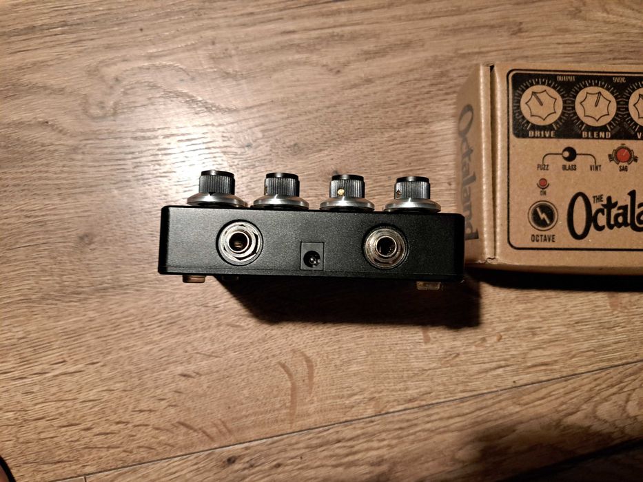 Kingtone Octaland V3 Roger Mayer Octavia Tycobrahe