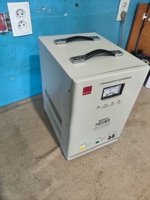 Стабілізатор напруги Eltis SERVO 5000ВА