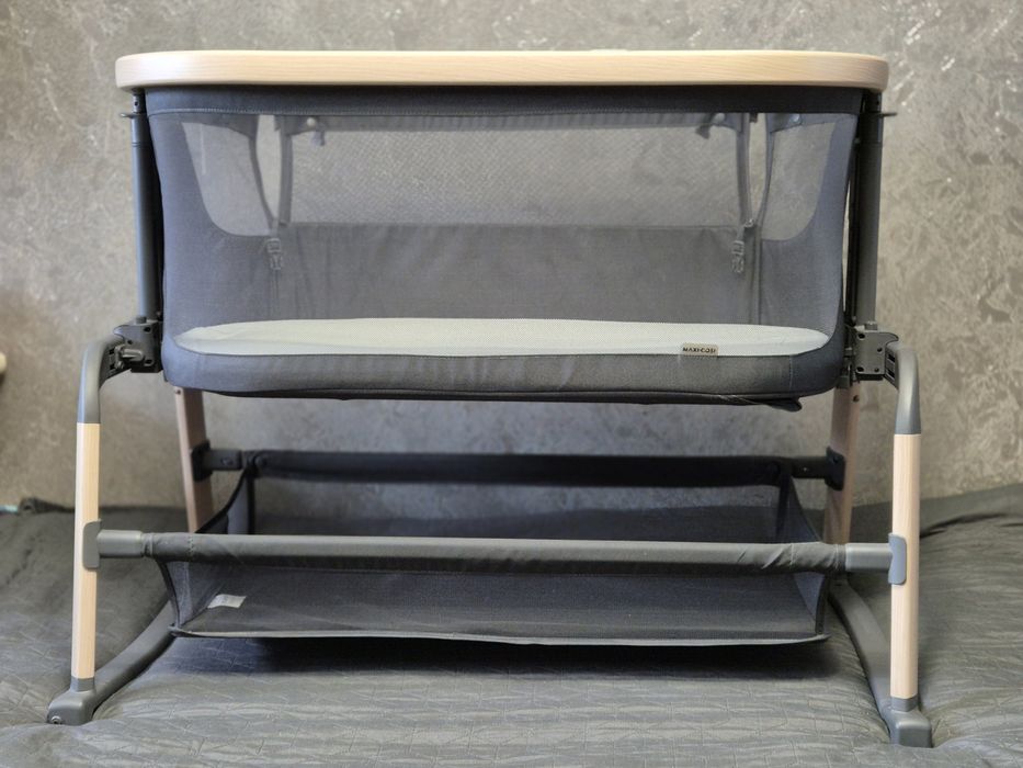 Дитяче ліжечко maxi cosi