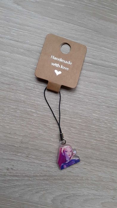 Phone charms K-pop demon hunters huntrix saja boys