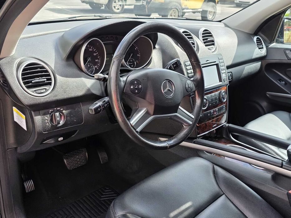 Mercedes-Benz M-Class ML 350 4MATIC      2011