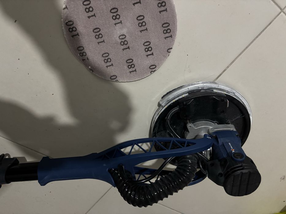 Lixadora de paredes e tetos Dexter