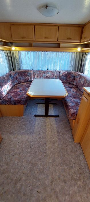 караван кемпінг  будинок на колесах причіп дача