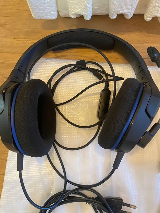 PlayStation 5 Versão CD c/caixa original e todas as proteções