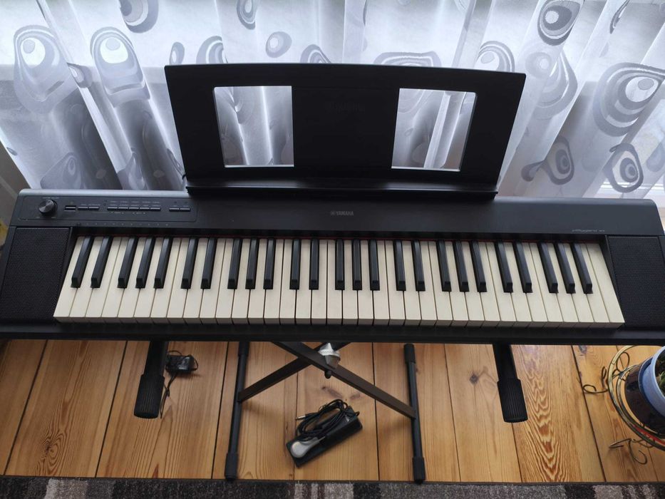 Pianino cyfrowe YAMAHA NP-12 Piaggero
