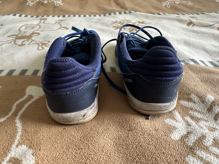 Buty do pilki kipsa eschdo rozmiar 39